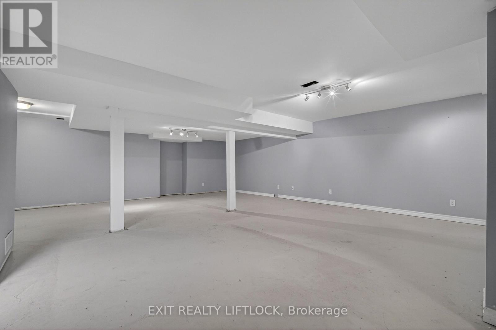 1627 Ramblewood Drive, Peterborough (Otonabee Ward 1), Ontario  K9K 2C3 - Photo 25 - X12676052