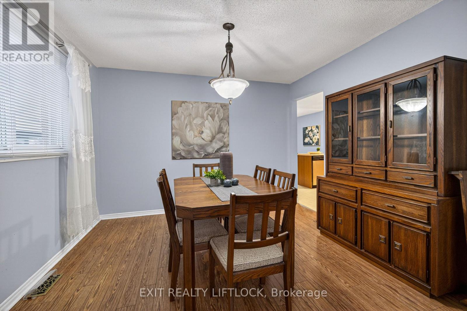 1627 Ramblewood Drive, Peterborough (Otonabee Ward 1), Ontario  K9K 2C3 - Photo 8 - X12676052