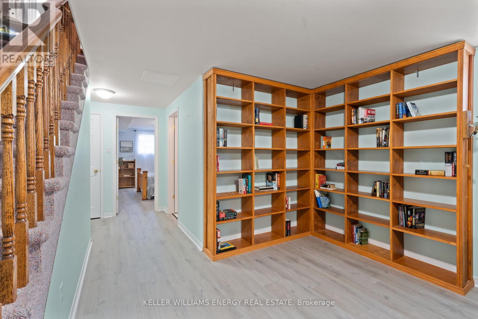 5 Fortye Gate, Peterborough (Otonabee Ward 1), Ontario  K9K 2E7 - Photo 35 - X12676304