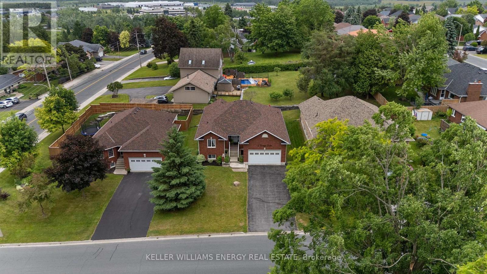 5 Fortye Gate, Peterborough (Otonabee Ward 1), Ontario  K9K 2E7 - Photo 4 - X12676304