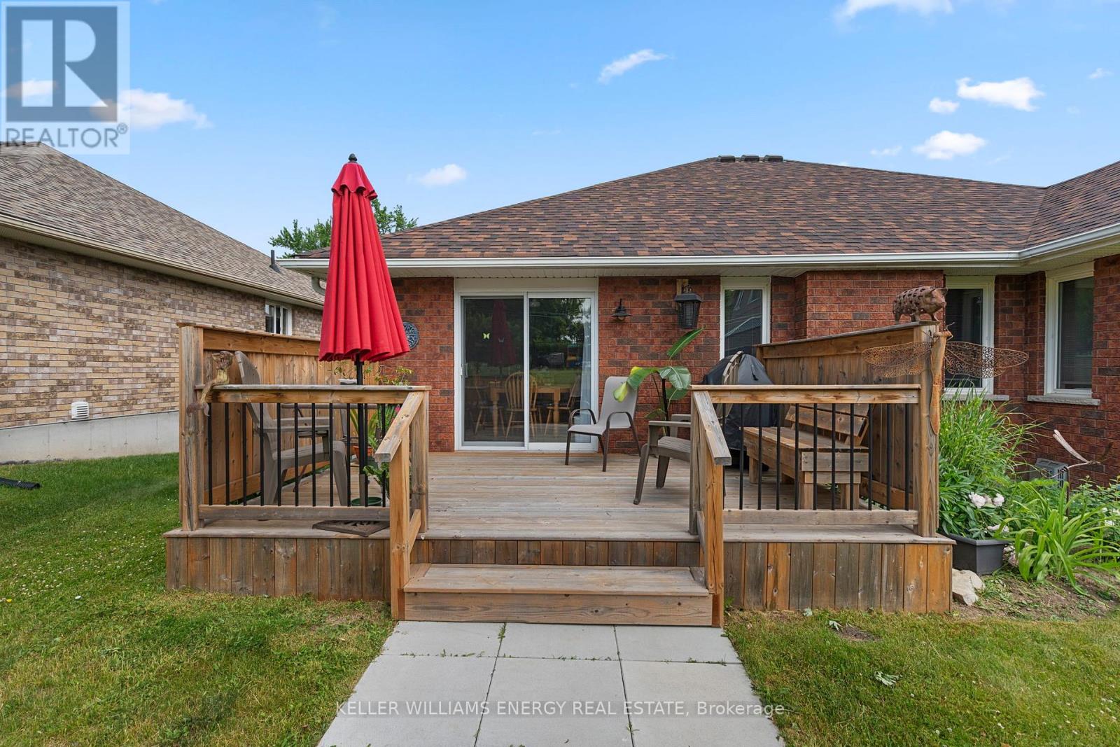 5 Fortye Gate, Peterborough (Otonabee Ward 1), Ontario  K9K 2E7 - Photo 43 - X12676304