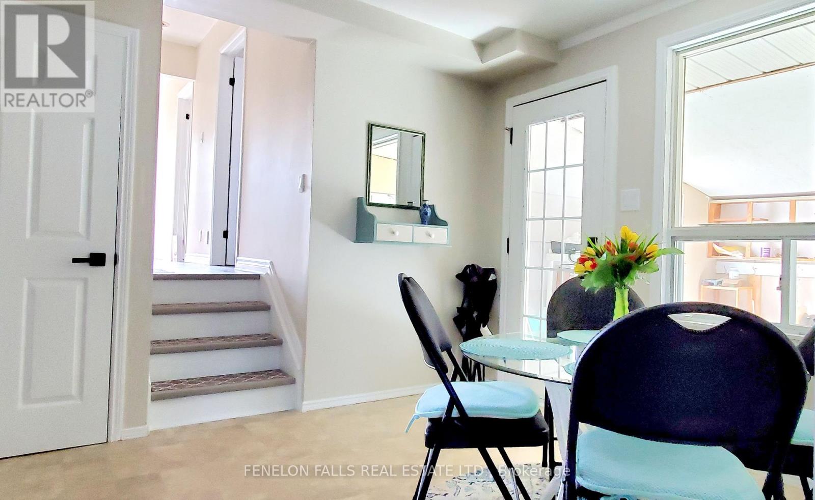 7 James Street, Kawartha Lakes (Lindsay), Ontario  K9V 3B3 - Photo 3 - X12676360