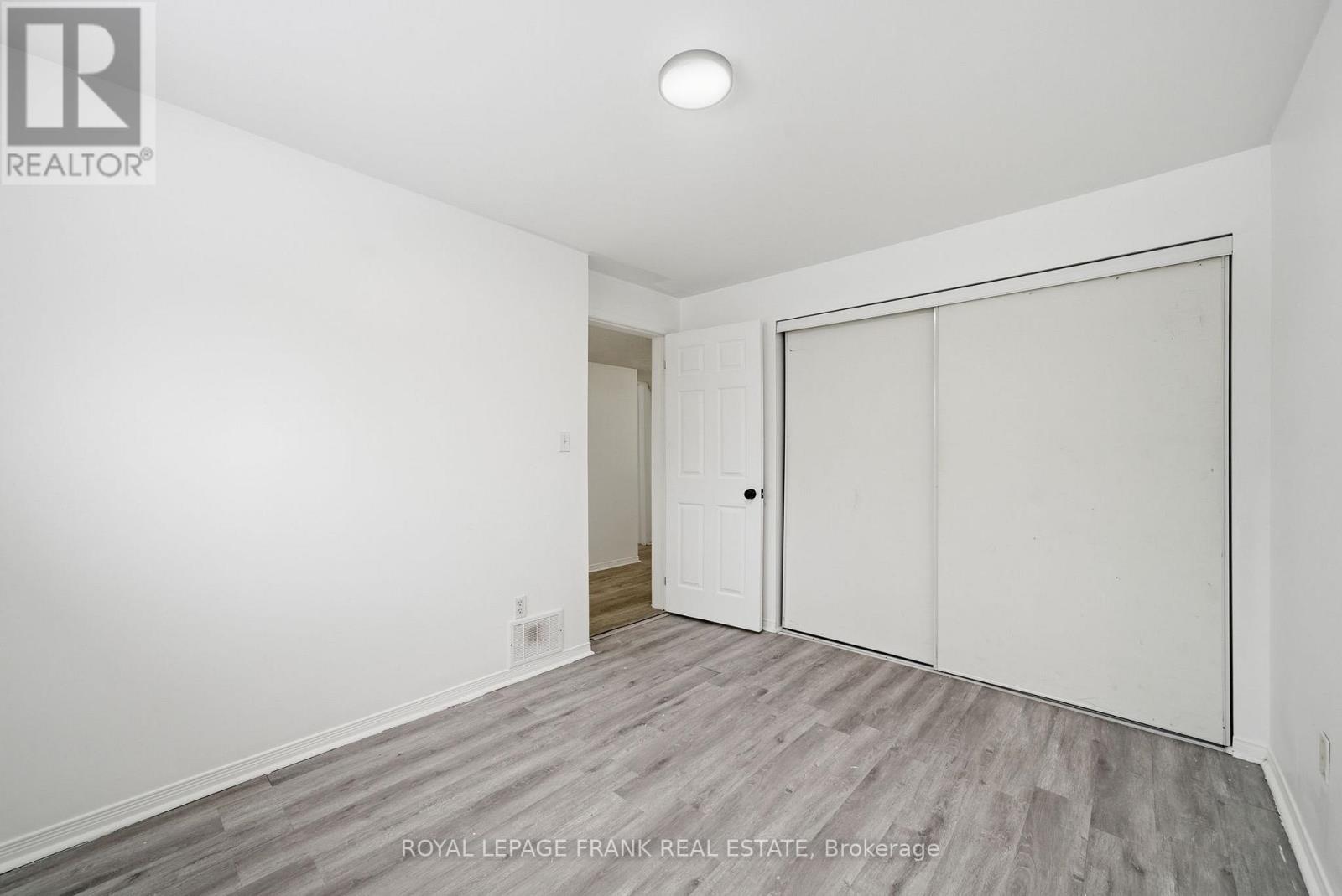 10 Flavelle Crescent, Kawartha Lakes (Lindsay), Ontario  K9V 6E2 - Photo 32 - X12673524