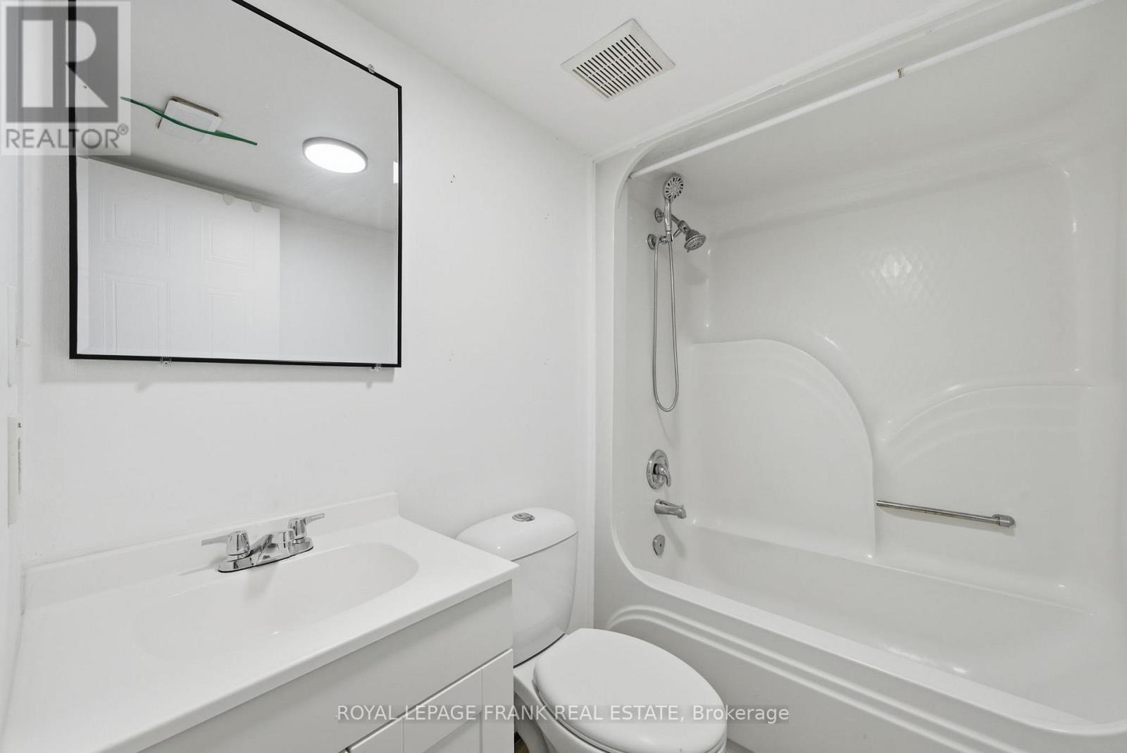 10 Flavelle Crescent, Kawartha Lakes (Lindsay), Ontario  K9V 6E2 - Photo 34 - X12673524