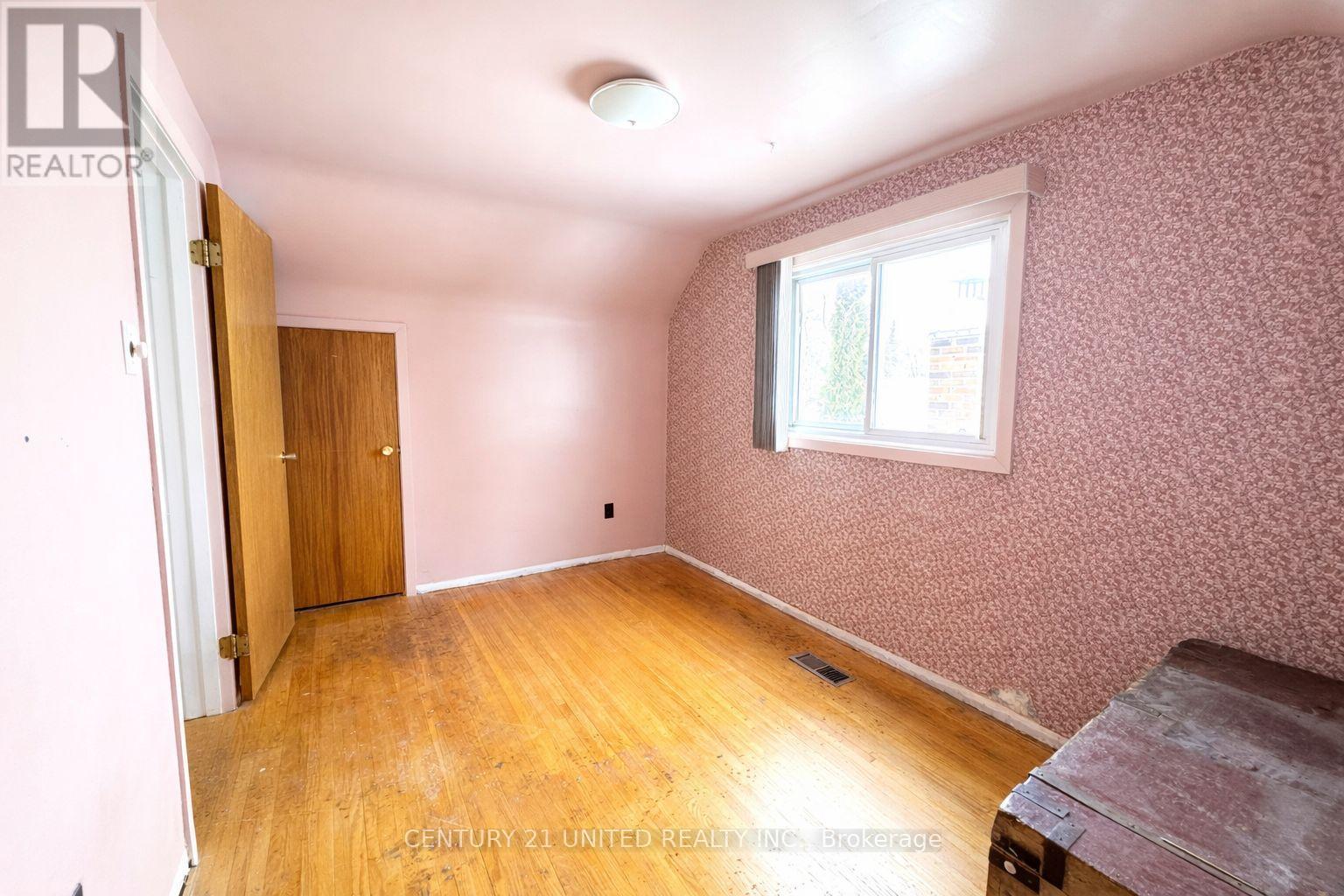 636 Cameron Street, Peterborough (Otonabee Ward 1), Ontario  K9J 3Z8 - Photo 23 - X12676872