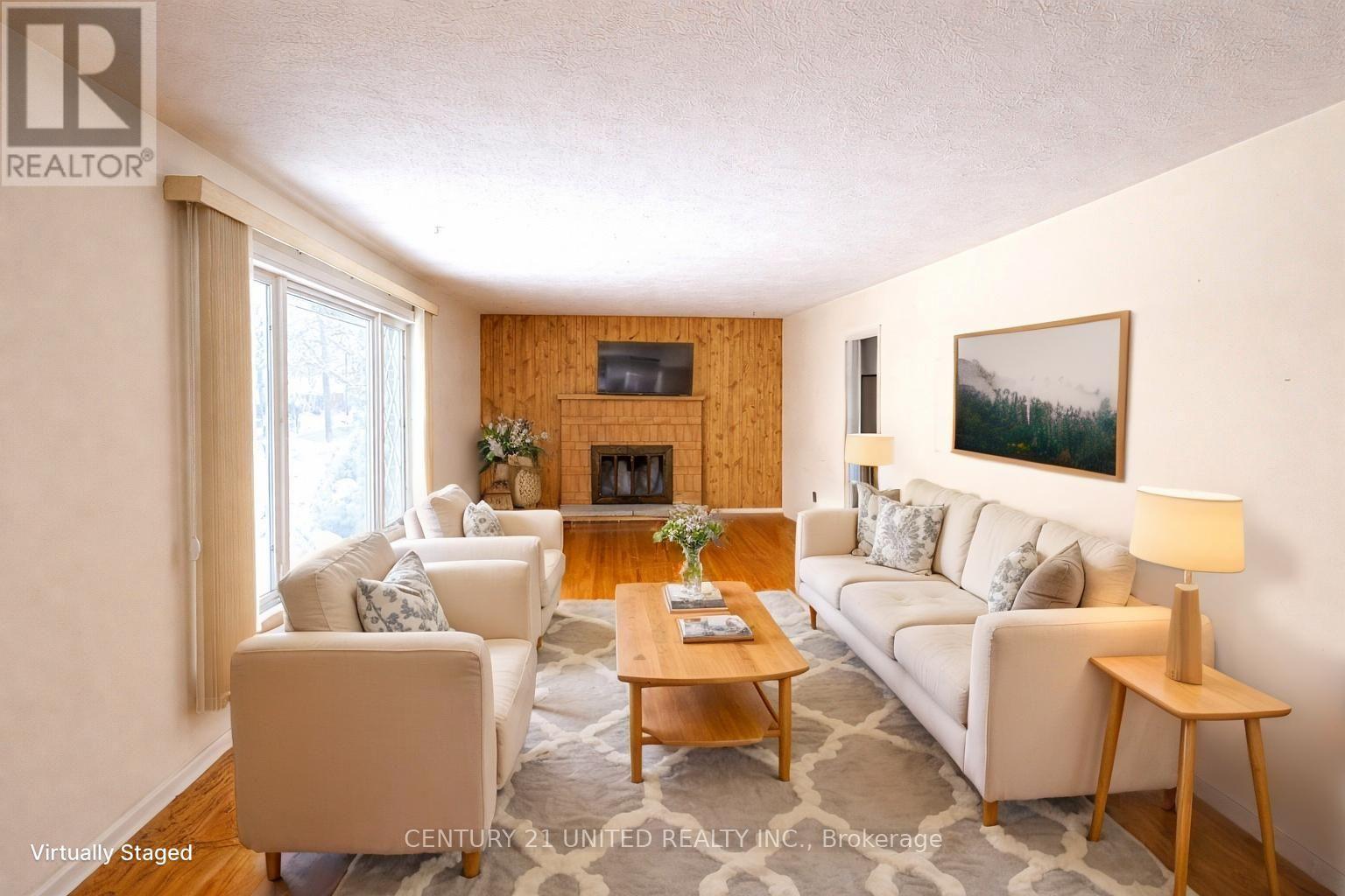 636 Cameron Street, Peterborough (Otonabee Ward 1), Ontario  K9J 3Z8 - Photo 7 - X12676872