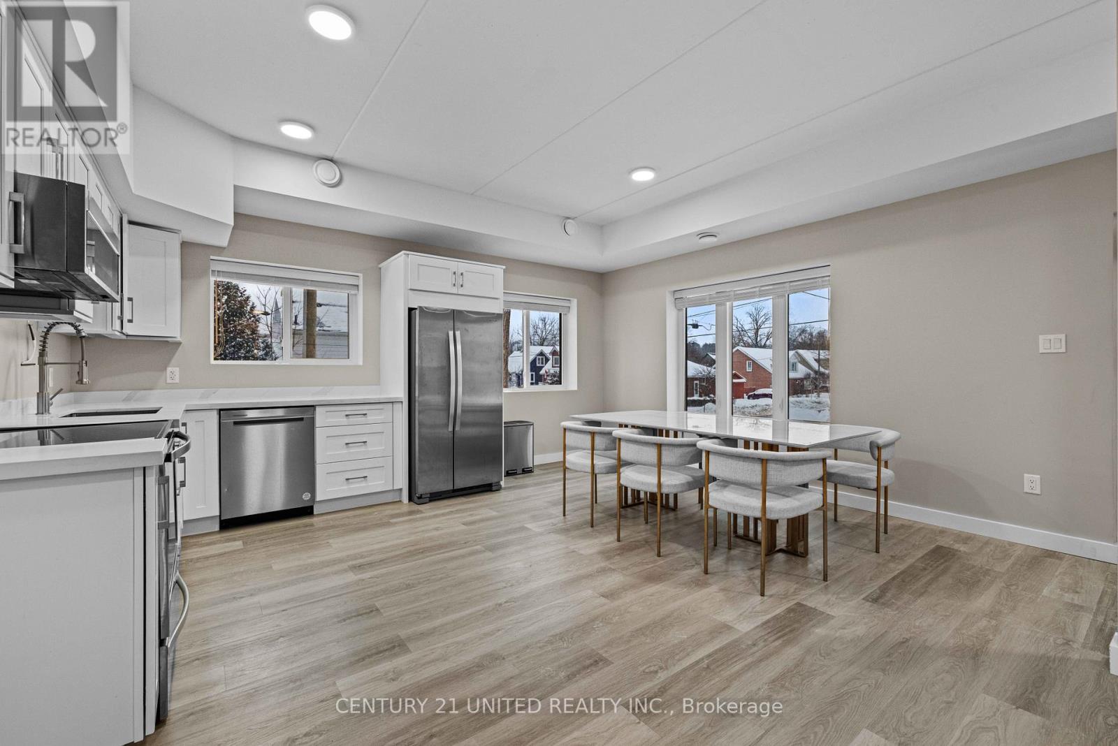 138 Dufferin Street, Peterborough (Ashburnham Ward 4), Ontario  K9H 1N2 - Photo 4 - X12676910