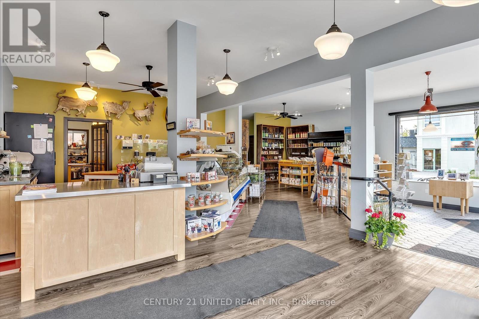 330-334 Charlotte Street W, Peterborough (Town Ward 3), Ontario  K9J 2V9 - Photo 16 - X12676944