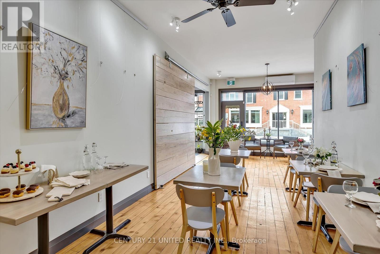 330-334 Charlotte Street W, Peterborough (Town Ward 3), Ontario  K9J 2V9 - Photo 26 - X12676944