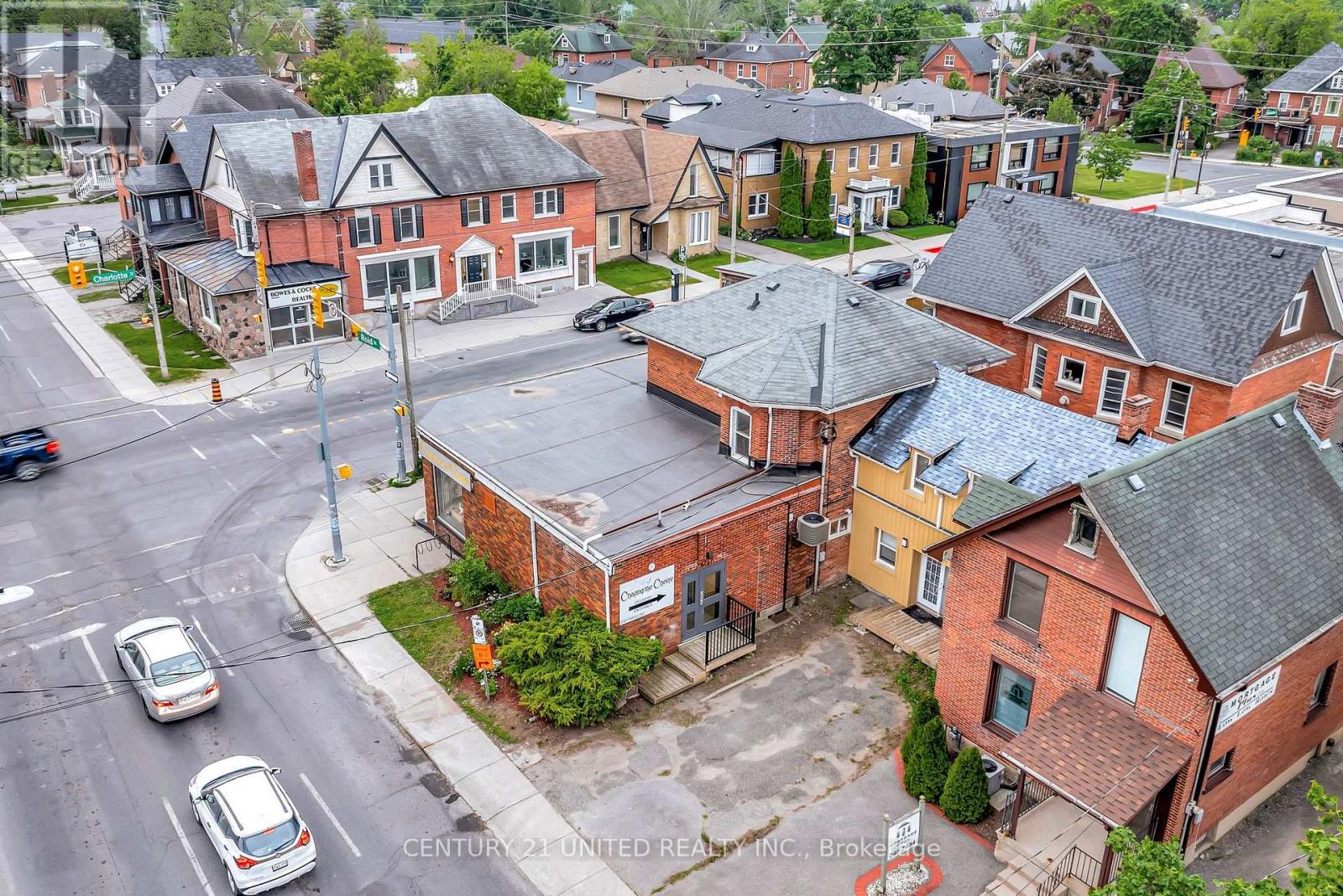 330-334 Charlotte Street W, Peterborough (Town Ward 3), Ontario  K9J 2V9 - Photo 9 - X12676944