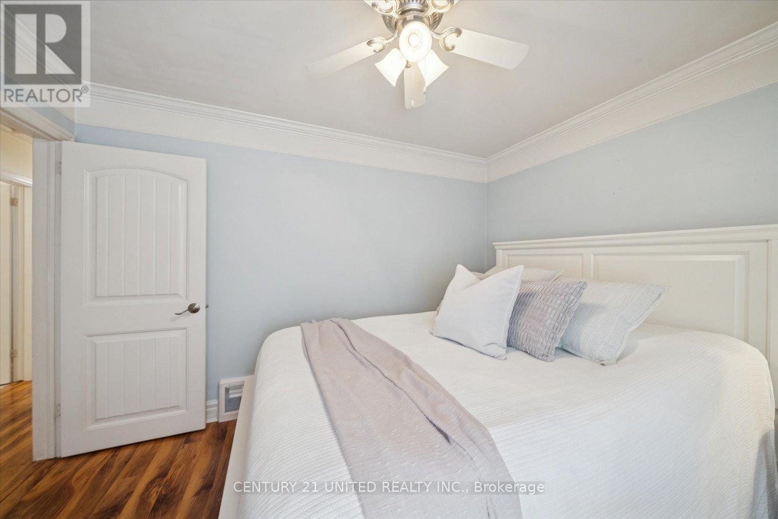 420 Mckellar Street, Peterborough (Otonabee Ward 1), Ontario  K9J 7C1 - Photo 17 - X12677476