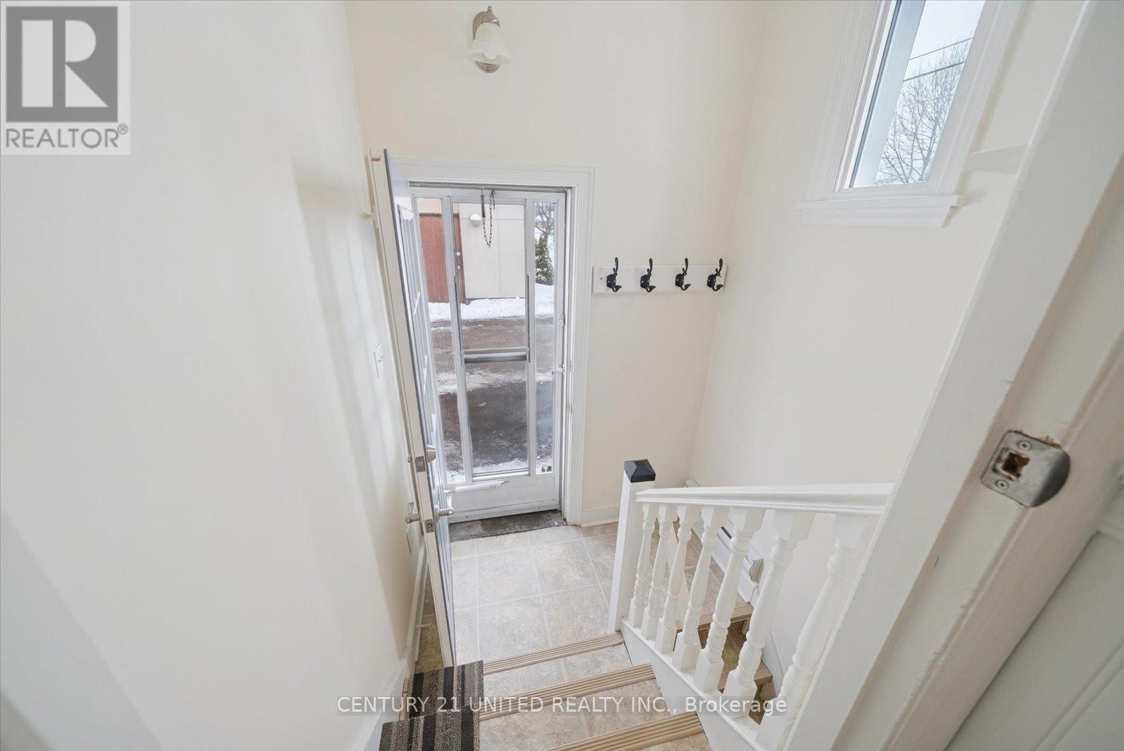 420 Mckellar Street, Peterborough (Otonabee Ward 1), Ontario  K9J 7C1 - Photo 21 - X12677476