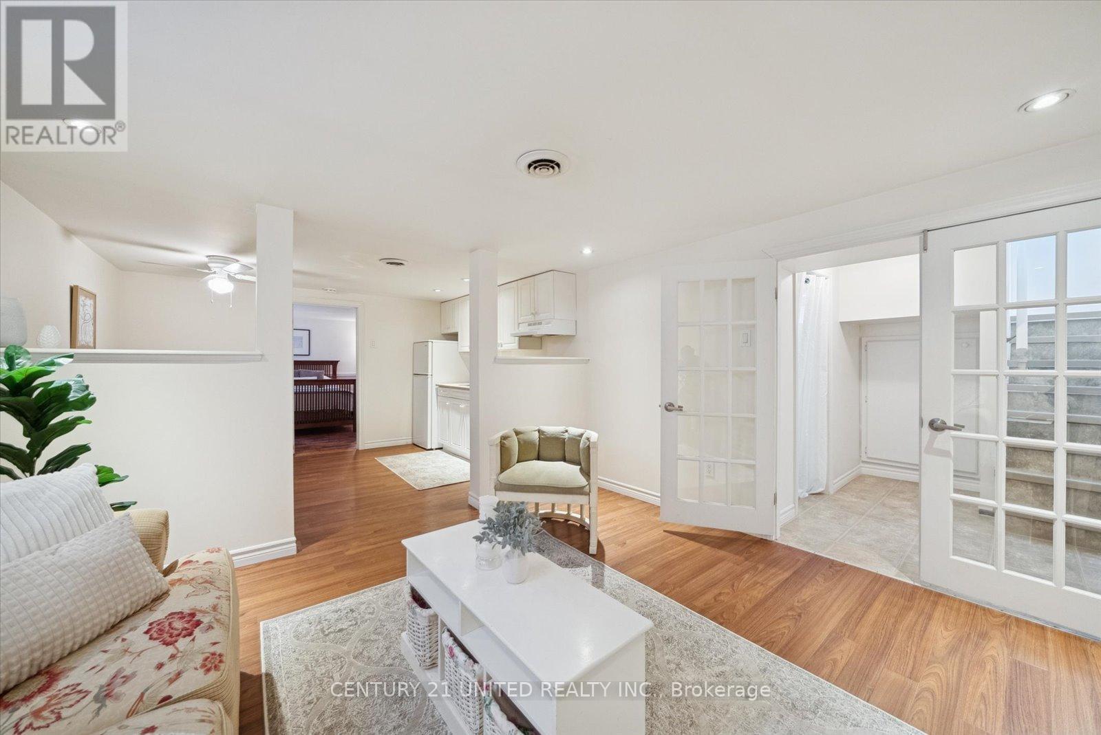 420 Mckellar Street, Peterborough (Otonabee Ward 1), Ontario  K9J 7C1 - Photo 24 - X12677476