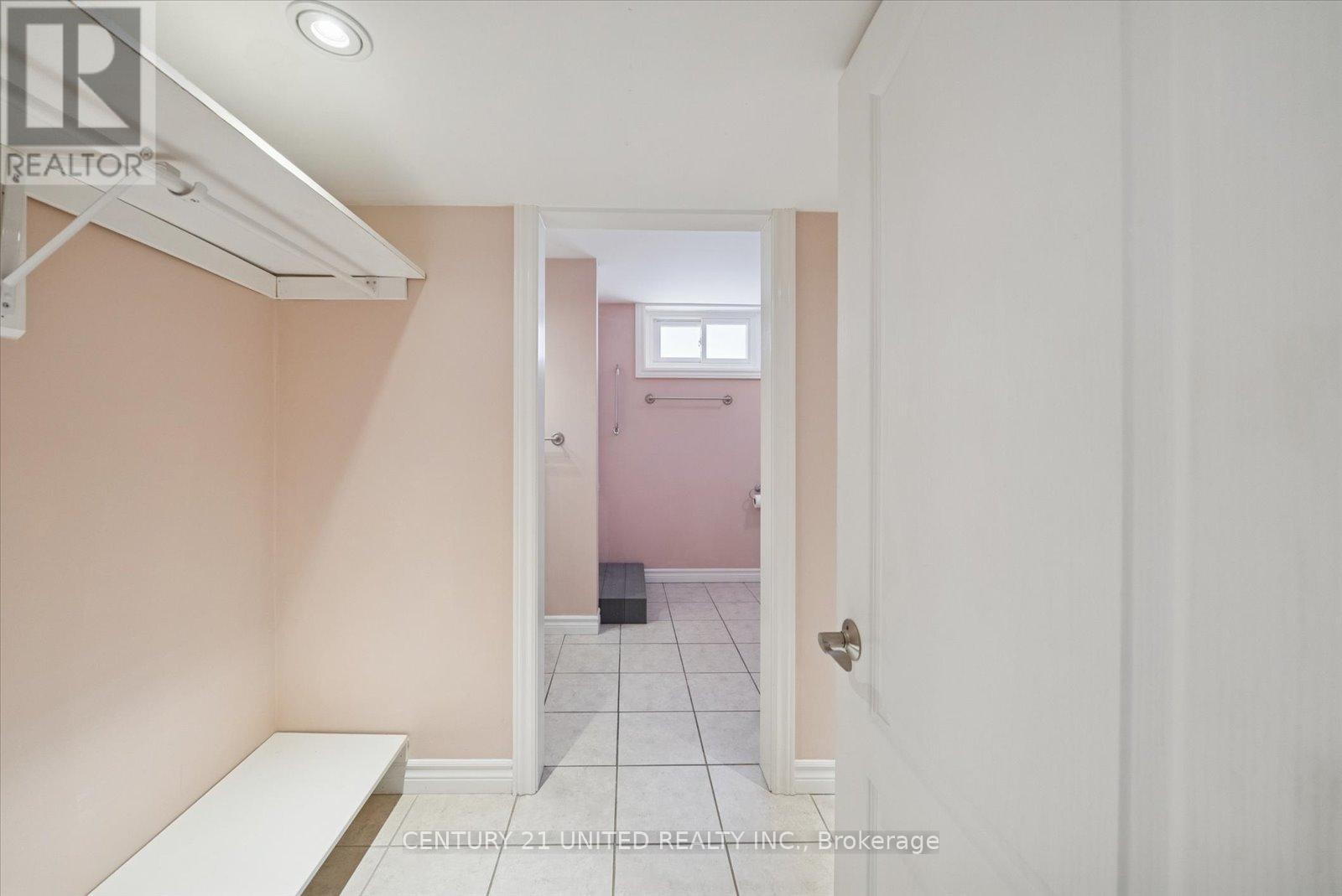 420 Mckellar Street, Peterborough (Otonabee Ward 1), Ontario  K9J 7C1 - Photo 33 - X12677476