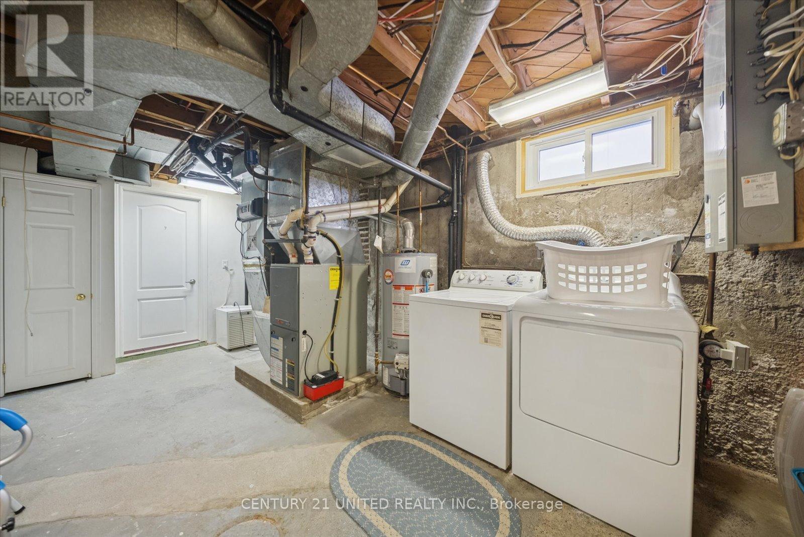 420 Mckellar Street, Peterborough (Otonabee Ward 1), Ontario  K9J 7C1 - Photo 34 - X12677476