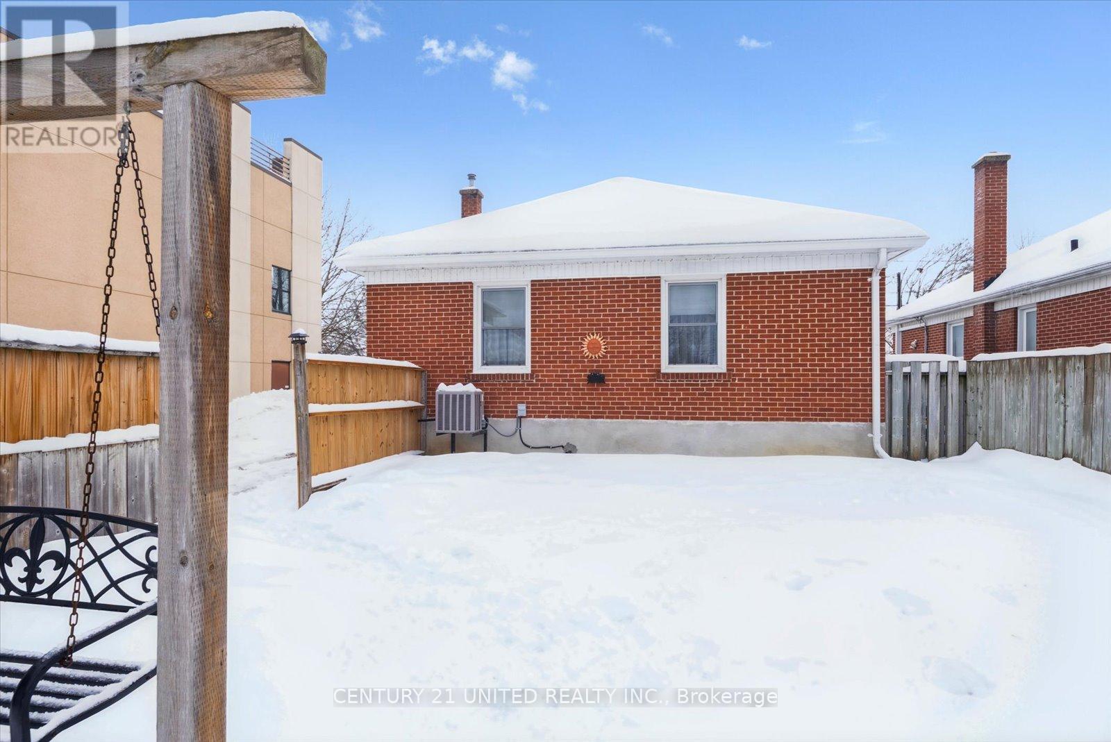 420 Mckellar Street, Peterborough (Otonabee Ward 1), Ontario  K9J 7C1 - Photo 39 - X12677476