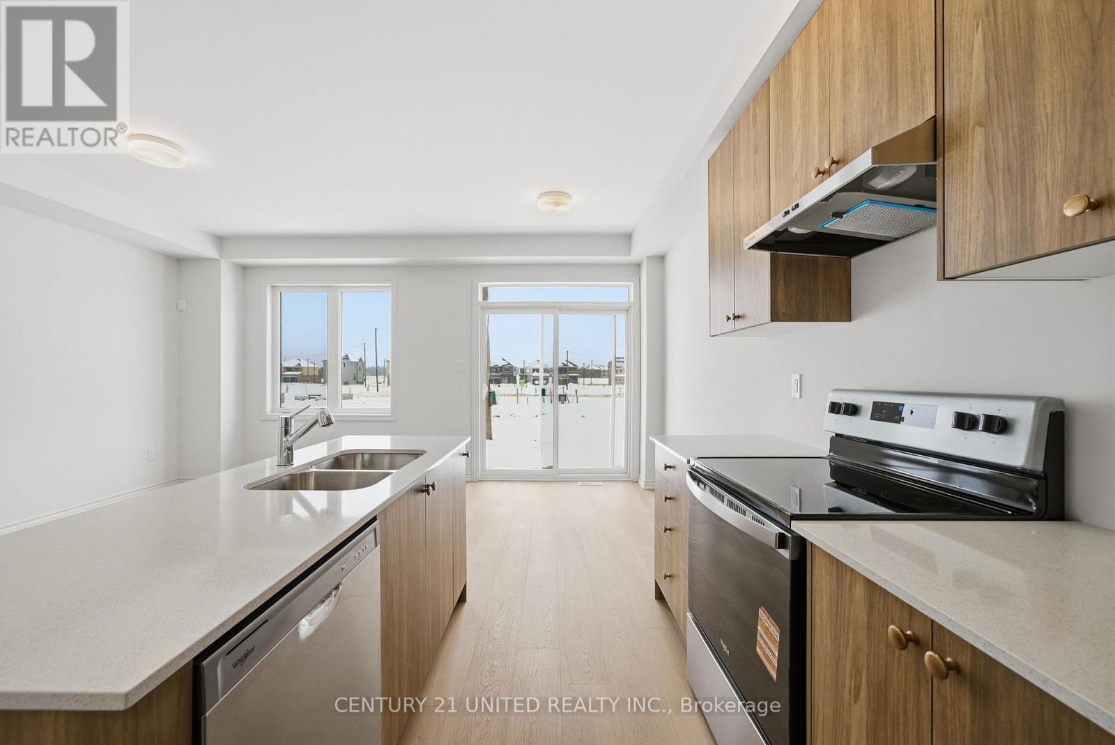 66 Sanderson Drive, Kawartha Lakes (Lindsay), Ontario  K9V 0S7 - Photo 10 - X12677578