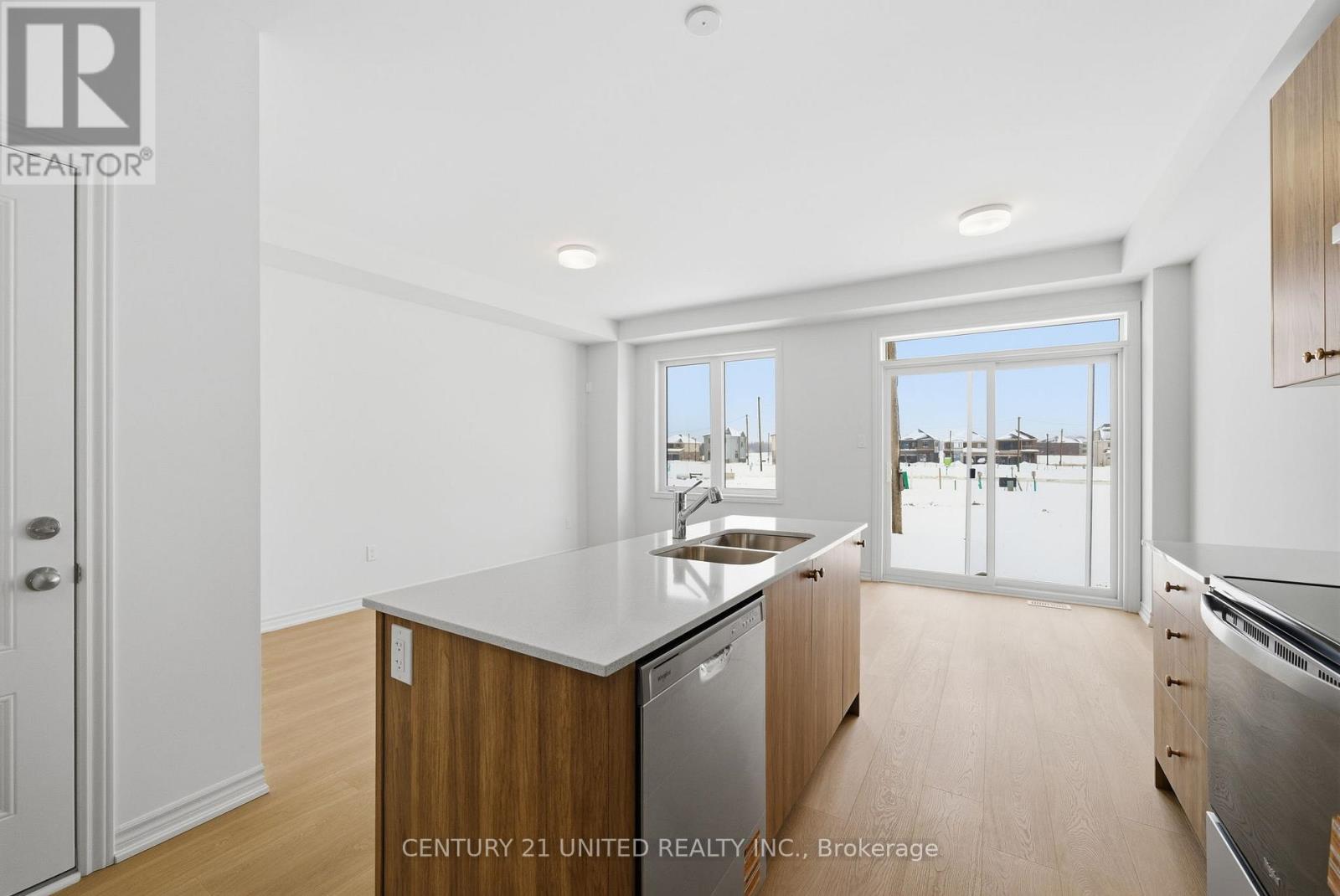 66 Sanderson Drive, Kawartha Lakes (Lindsay), Ontario  K9V 0S7 - Photo 11 - X12677578