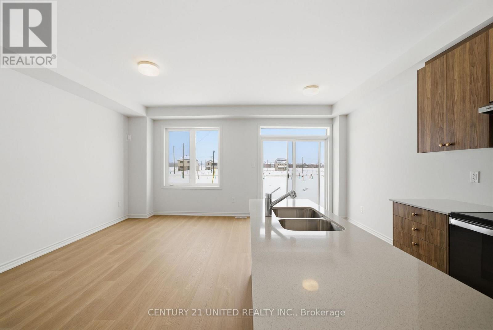 66 Sanderson Drive, Kawartha Lakes (Lindsay), Ontario  K9V 0S7 - Photo 21 - X12677578