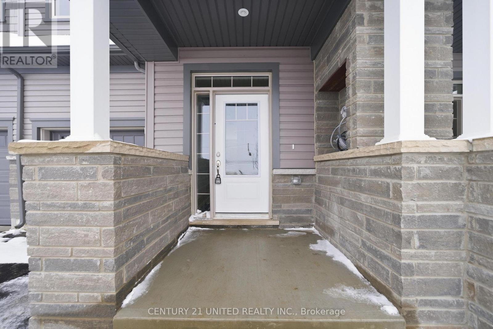 66 Sanderson Drive, Kawartha Lakes (Lindsay), Ontario  K9V 0S7 - Photo 3 - X12677578