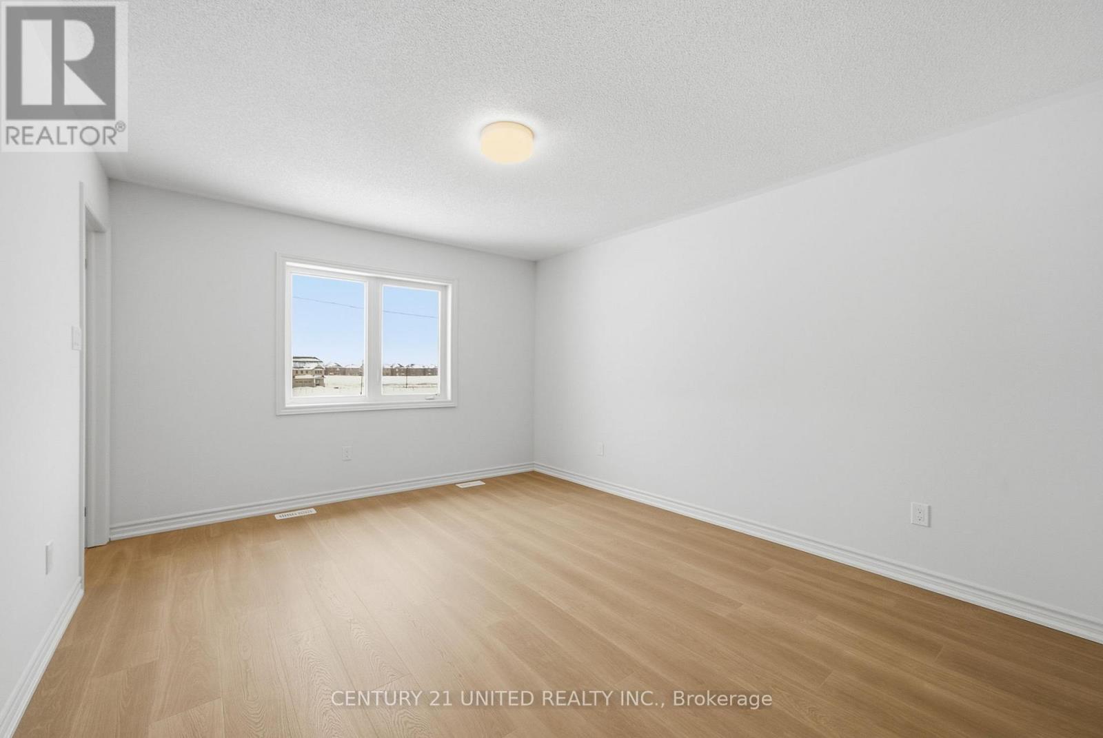 66 Sanderson Drive, Kawartha Lakes (Lindsay), Ontario  K9V 0S7 - Photo 34 - X12677578