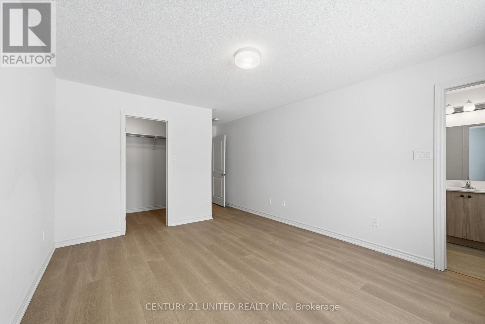 66 Sanderson Drive, Kawartha Lakes (Lindsay), Ontario  K9V 0S7 - Photo 37 - X12677578