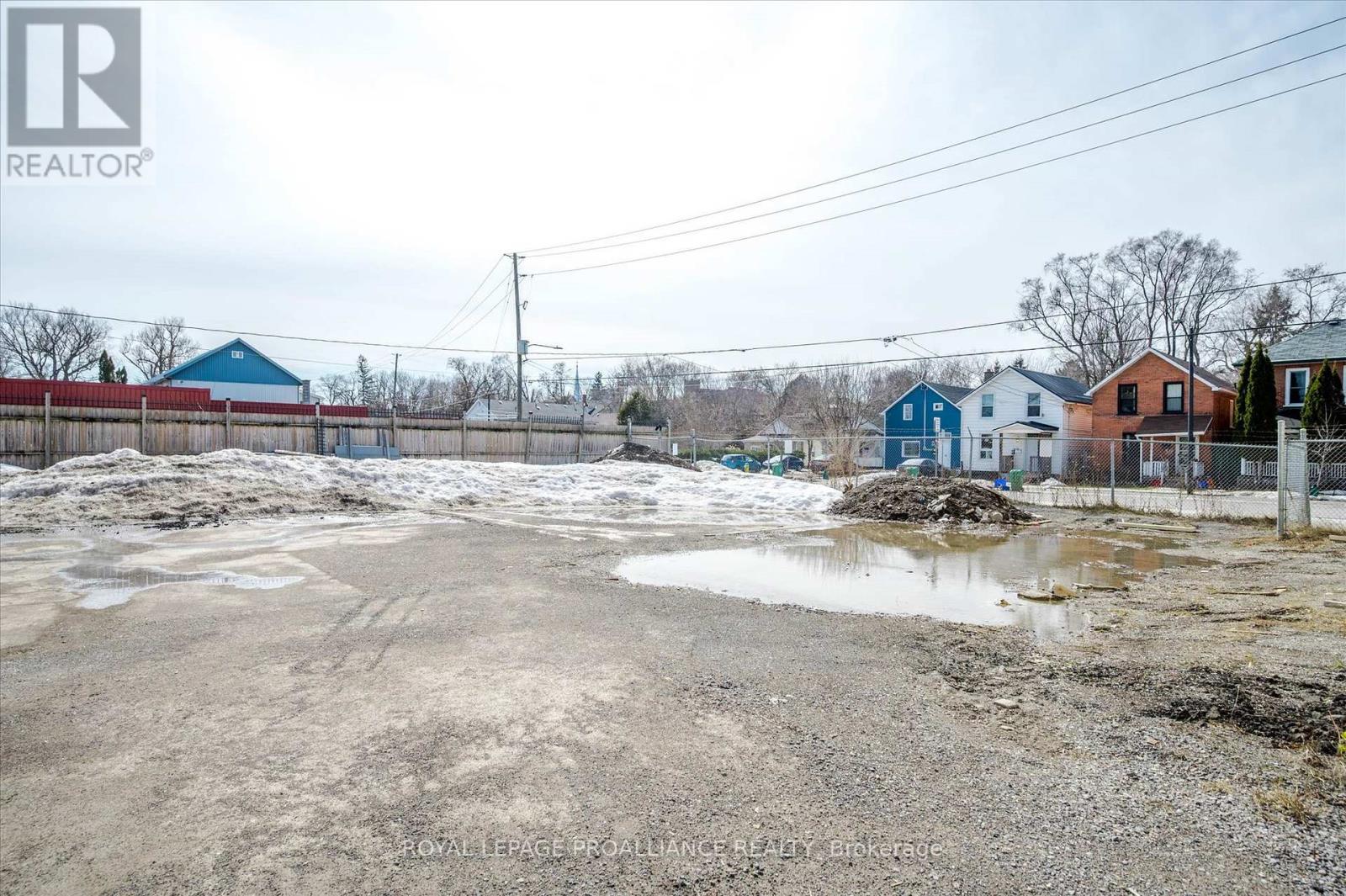 255 Mcdonnel Street S, Peterborough (Town Ward 3), Ontario  K9H 2W2 - Photo 18 - X12677728