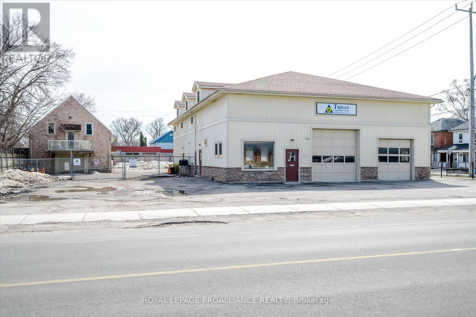 255 Mcdonnel Street S, Peterborough (Town Ward 3), Ontario  K9H 2W2 - Photo 7 - X12677728