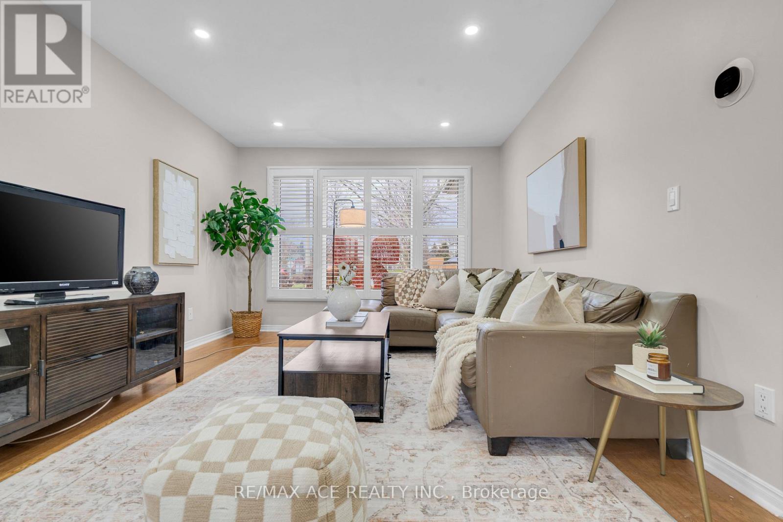 52 Foster Creek Drive, Clarington (Newcastle), Ontario  L1B 1G4 - Photo 14 - E12677834