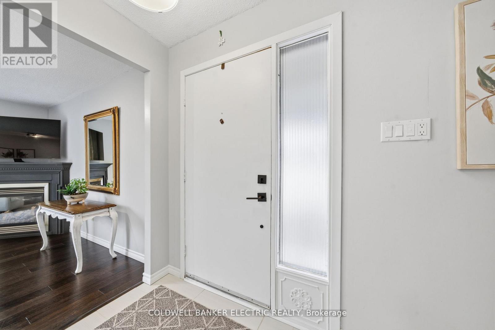 1673 Redwood Drive, Peterborough (Monaghan Ward 2), Ontario  K9K 1M2 - Photo 5 - X12678212