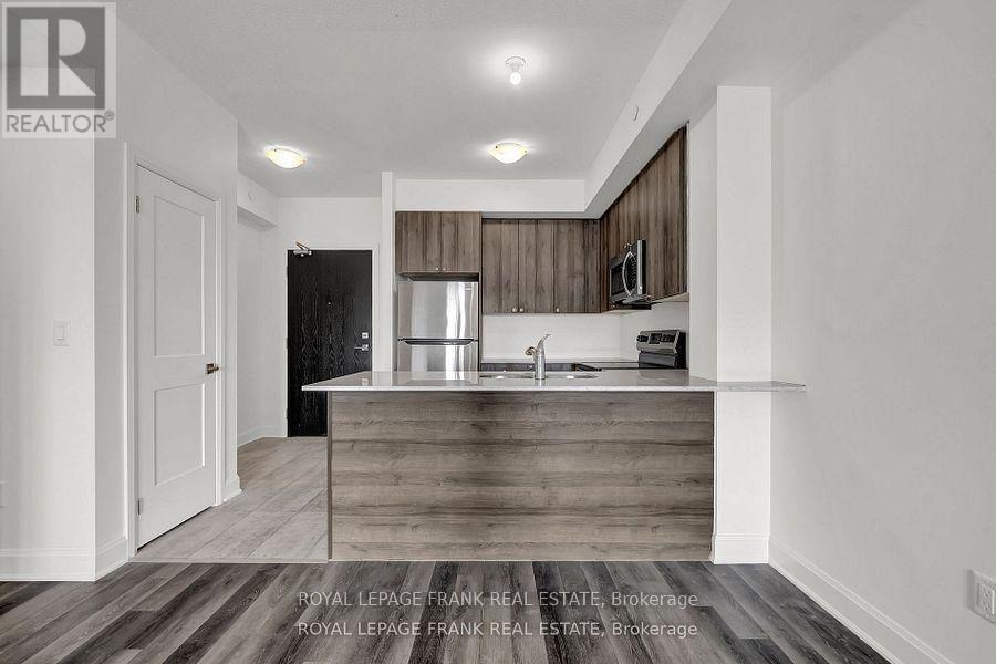 216 - 50 Lakebreeze Drive, Clarington (Newcastle), Ontario  L1B 0V9 - Photo 5 - E12679972