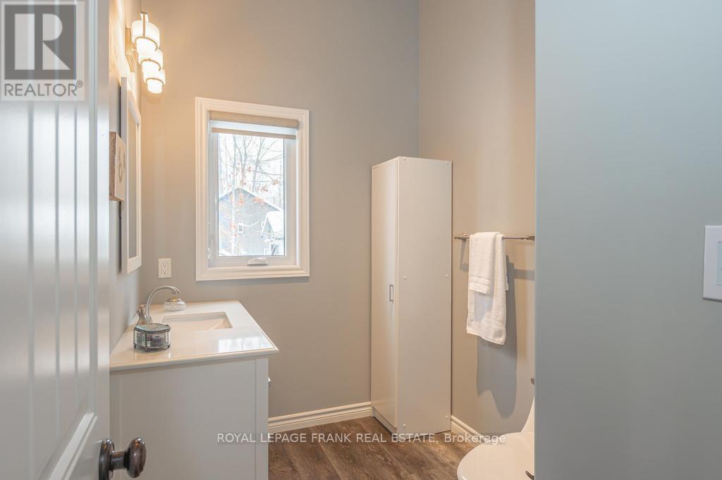 24 Ted's Lane, Trent Lakes, Ontario  K0L 1J0 - Photo 11 - X12680196