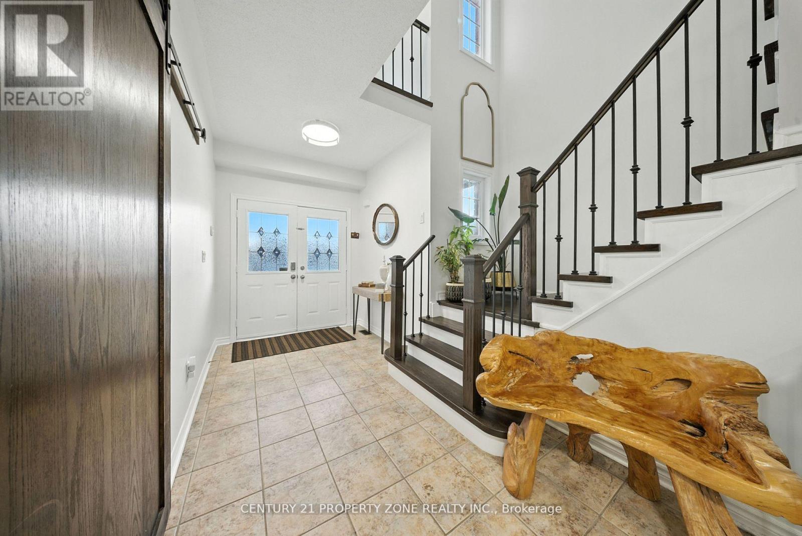 652 Tully Crescent, Peterborough (Monaghan Ward 2), Ontario  K9K 0A9 - Photo 3 - X12680562