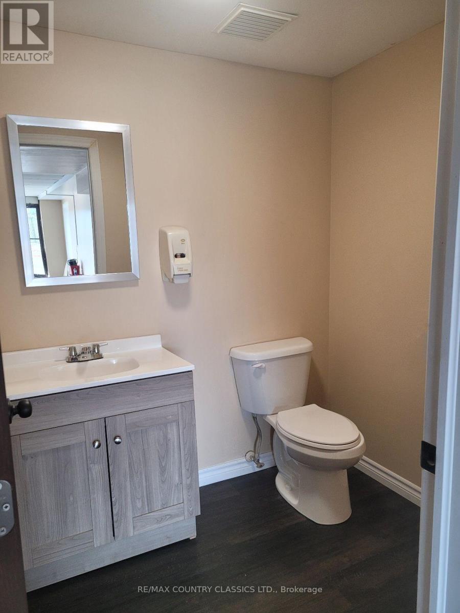 1 - 17 Snow Road, Bancroft (Bancroft Ward), Ontario  K0L 1C0 - Photo 9 - X12680868