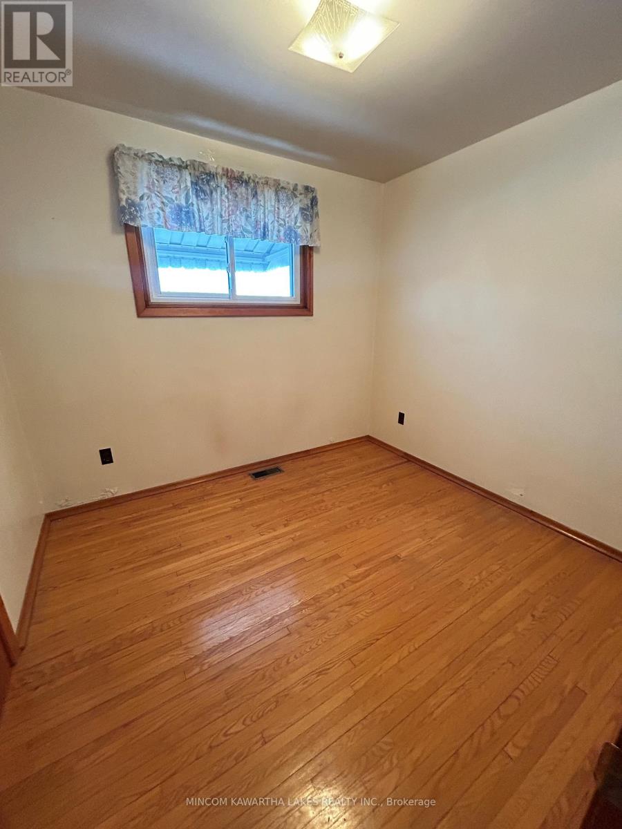 707 Otonabee Drive, Peterborough (Ashburnham Ward 4), Ontario  K9J 7P8 - Photo 12 - X12681738