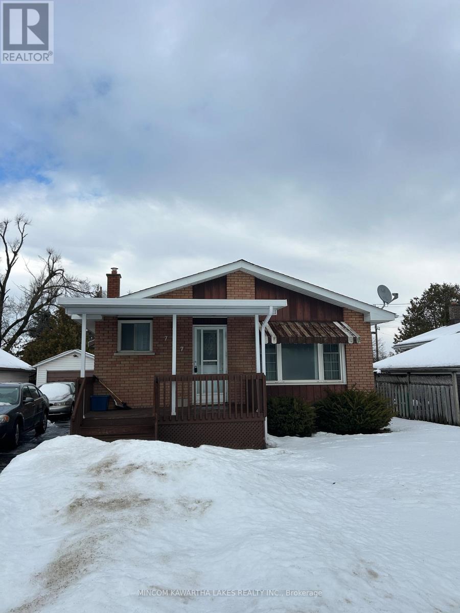 707 Otonabee Drive, Peterborough (Ashburnham Ward 4), Ontario  K9J 7P8 - Photo 3 - X12681738