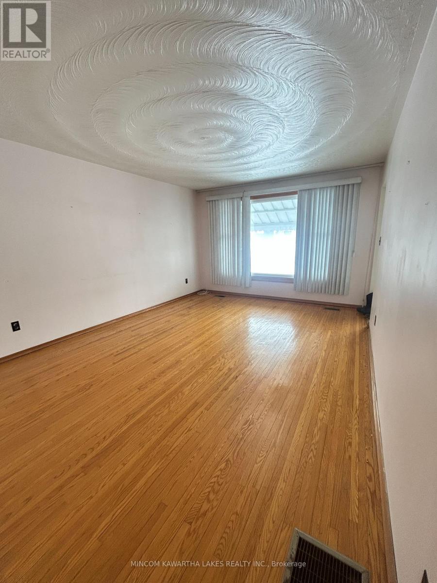 707 Otonabee Drive, Peterborough (Ashburnham Ward 4), Ontario  K9J 7P8 - Photo 6 - X12681738