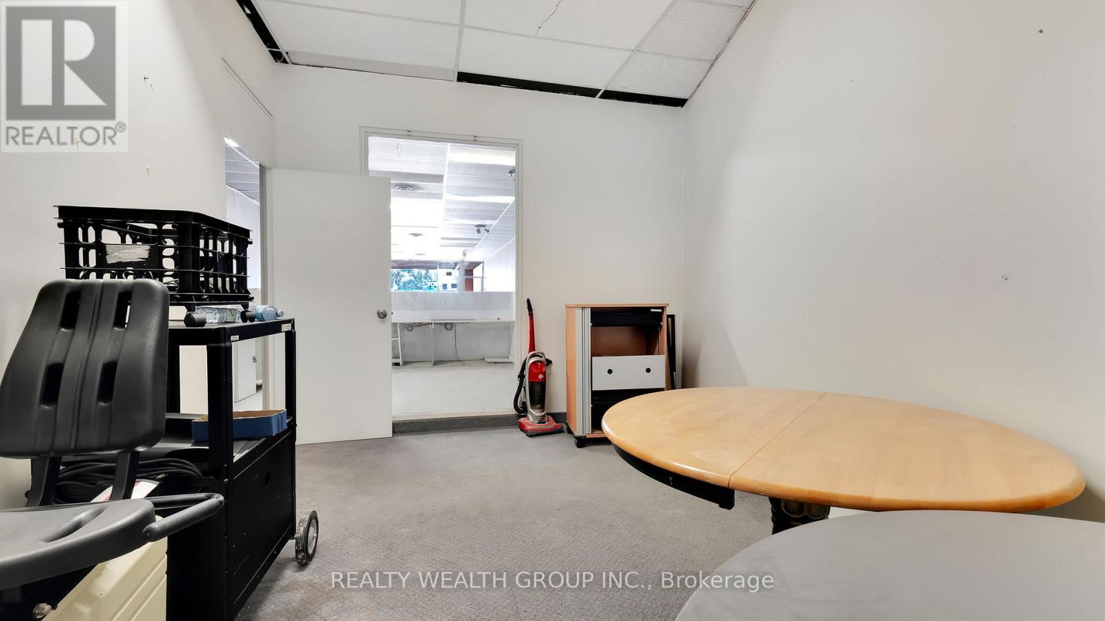 106 - 304-306 George Street N, Peterborough (Town Ward 3), Ontario  K9J 3H2 - Photo 17 - X12681810