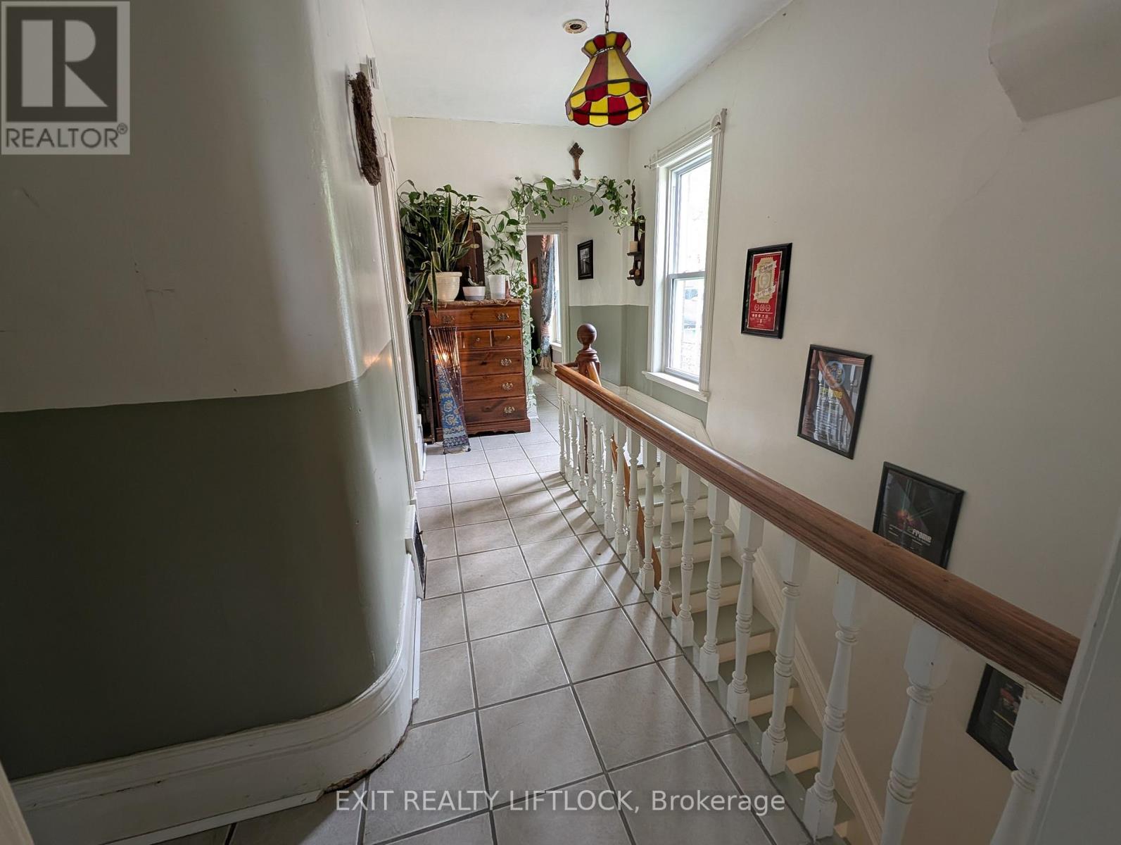 629 Aylmer Street N, Peterborough (Town Ward 3), Ontario  K9H 3X2 - Photo 9 - X12682316