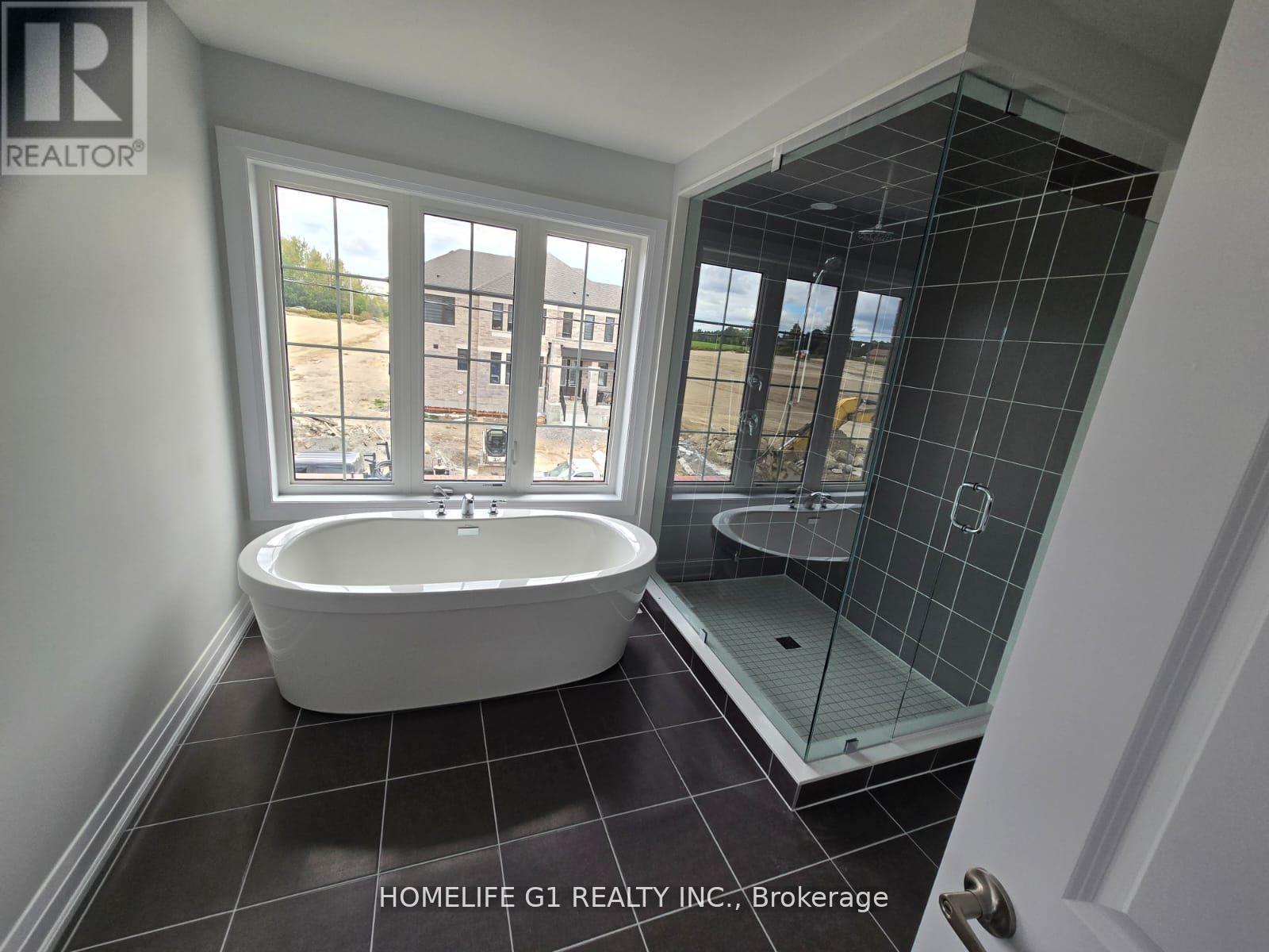 165 St Joseph Drive, Kawartha Lakes (Lindsay), Ontario  K9V 0R8 - Photo 13 - X12684346