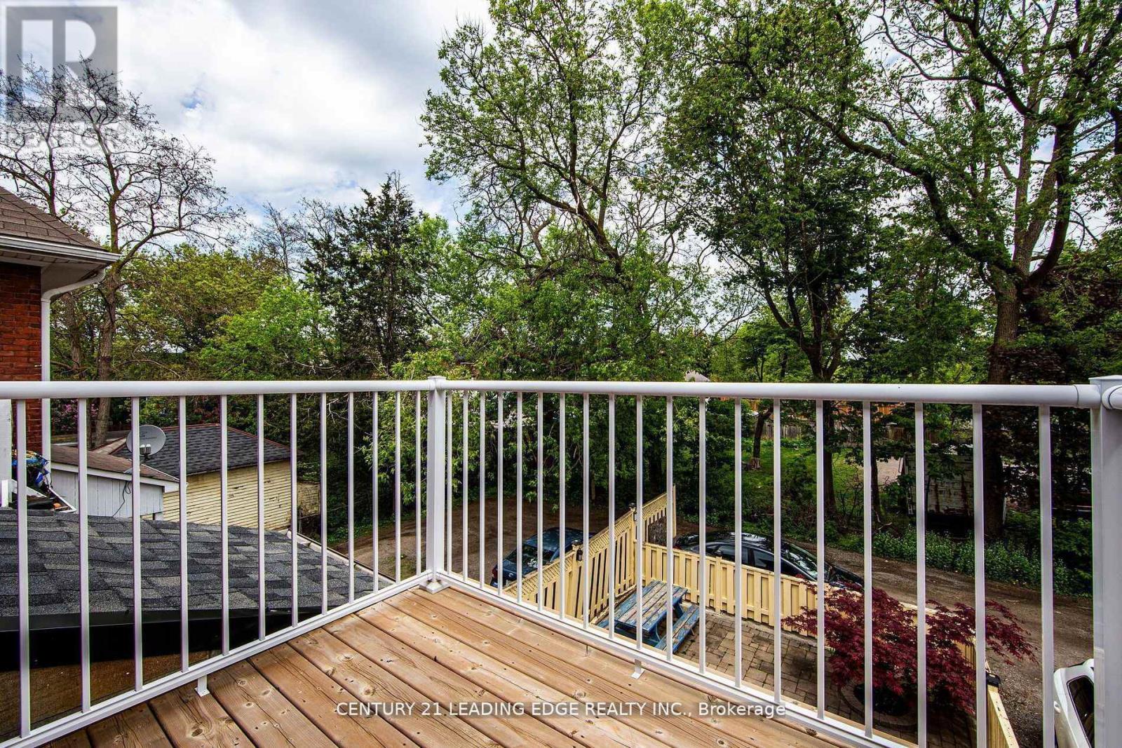 214 Aylmer Street, Peterborough (Town Ward 3), Ontario  K9J 3K4 - Photo 18 - X12684970