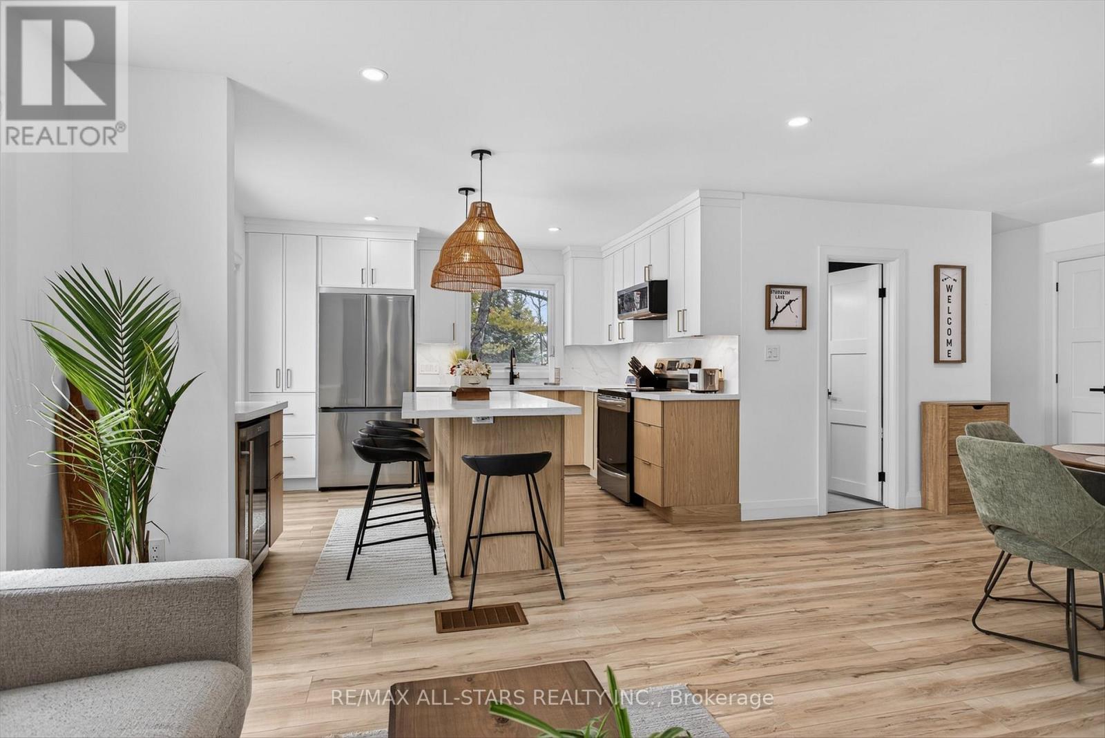 194 Snug Harbour Road, Kawartha Lakes (Fenelon), Ontario  K9V 4R6 - Photo 6 - X12685574