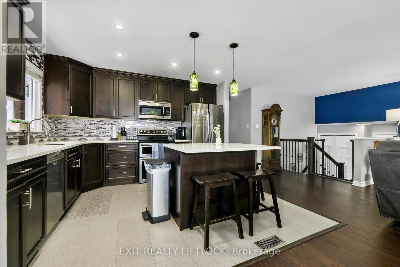 1856 Mapleridge Drive, Peterborough (Monaghan Ward 2), Ontario  K9K 1P9 - Photo 11 - X12686174