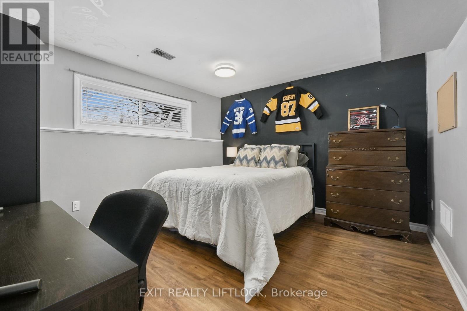 1856 Mapleridge Drive, Peterborough (Monaghan Ward 2), Ontario  K9K 1P9 - Photo 20 - X12686174