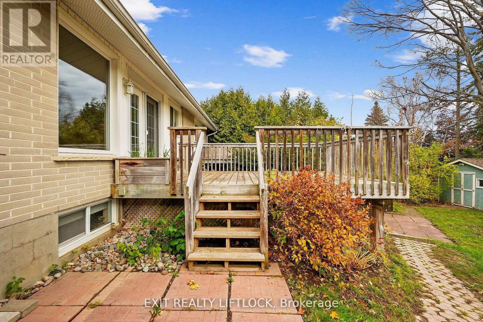 1252 Royal Drive, Peterborough (Northcrest Ward 5), Ontario  K9H 6R5 - Photo 23 - X12686190