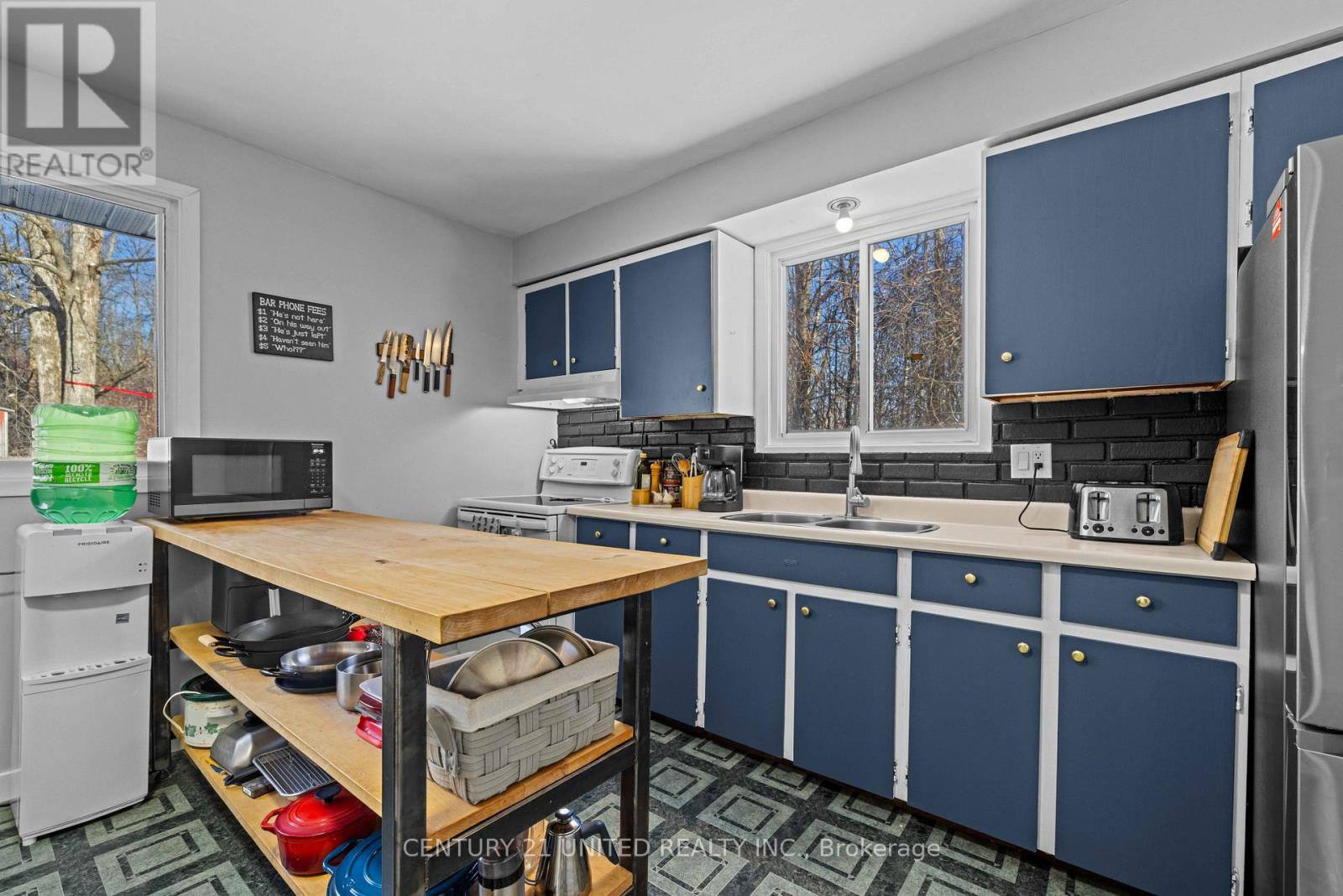 1100 Listowel Line, Selwyn, Ontario  K0L 1T0 - Photo 6 - X12687528