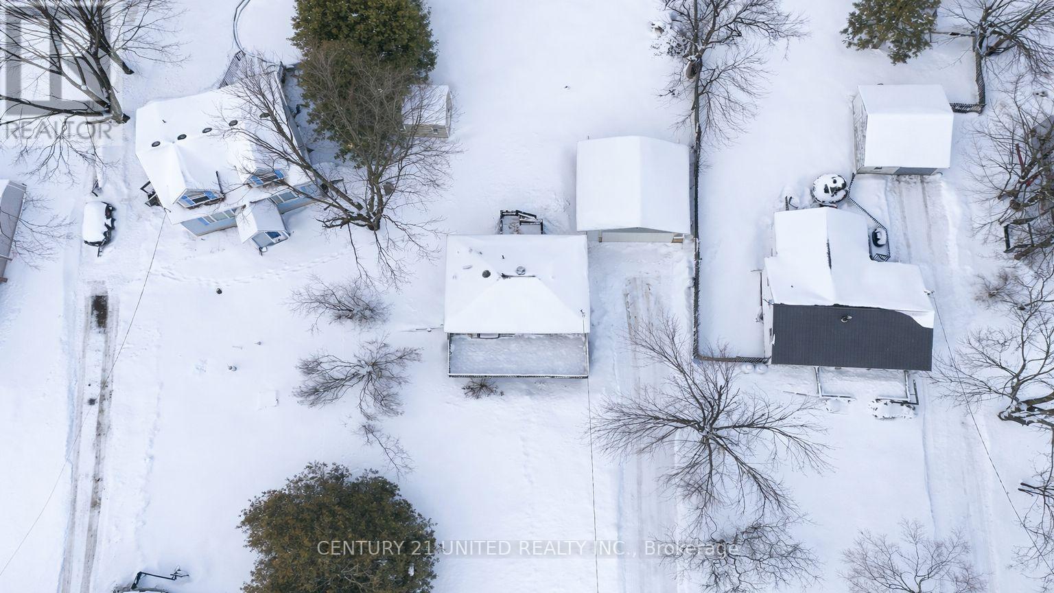 17 Lawrence Street S, Kawartha Lakes (Emily), Ontario  K9J 6X3 - Photo 2 - X12687634