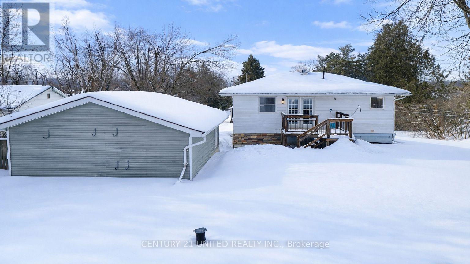 17 Lawrence Street S, Kawartha Lakes (Emily), Ontario  K9J 6X3 - Photo 37 - X12687634