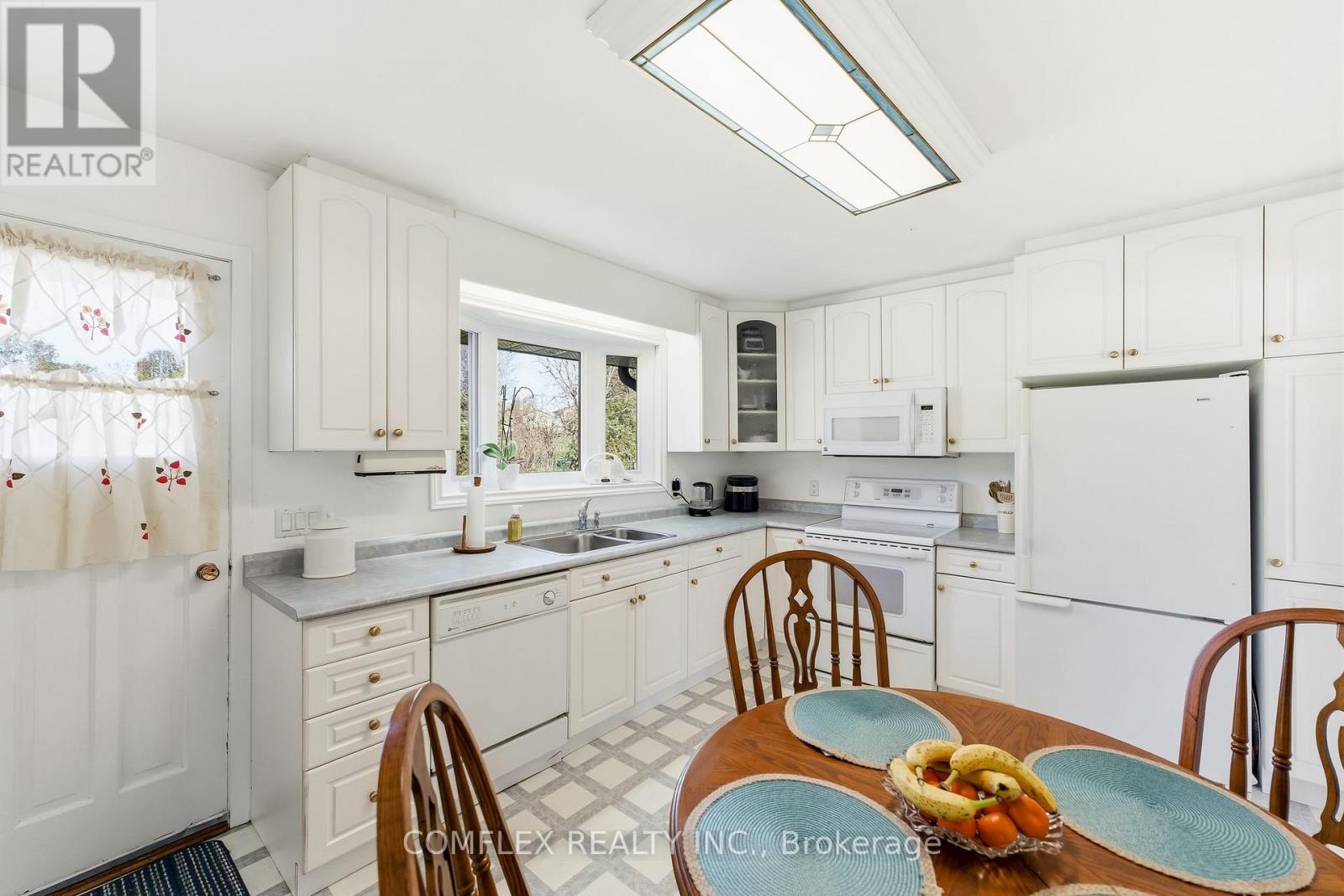 805 Highland Court, Peterborough (Northcrest Ward 5), Ontario  K9H 5K1 - Photo 18 - X12687668