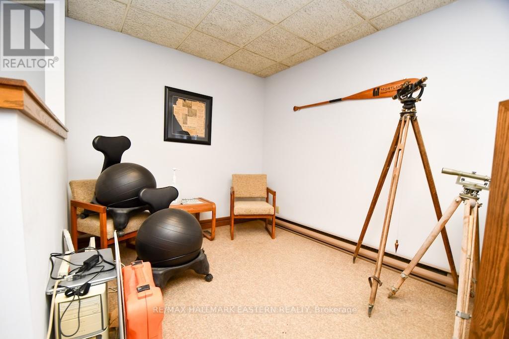 1970 Brown Line, Cavan Monaghan (Cavan-Monaghan), Ontario  K9J 6Z9 - Photo 11 - X12688728